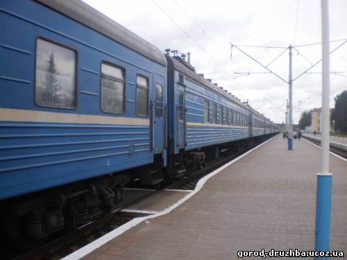 Провідник потяга “Миколаїв-Москва” віз у купе наркотики