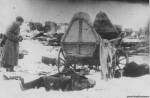 Разбомбленный немецкой авиацией советский гражданс